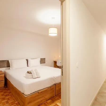 Rooms4you 2 In Historic Center Of Apartamento