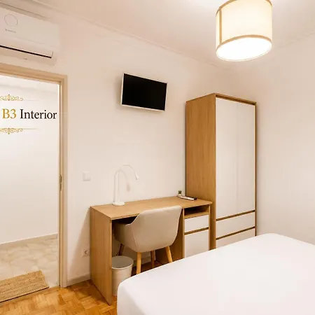 Πανσιόν Rooms4you 2 In Historic Center Of