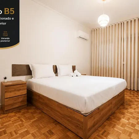 Πανσιόν Rooms4you 2 In Historic Center Of