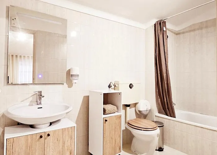 Rooms4you 2 In Historic Center Of 招待所 *